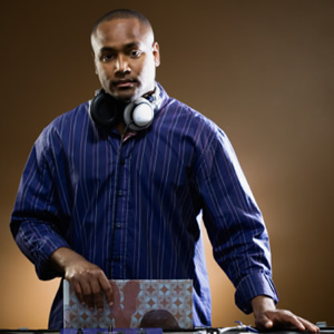 DJ Bryant - Global Club Vibes - maXdance.co.uk